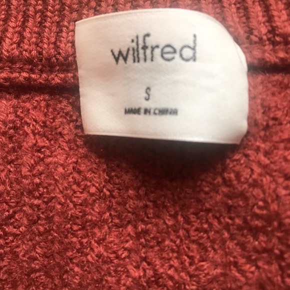 Sweater - Picture 4 of 4